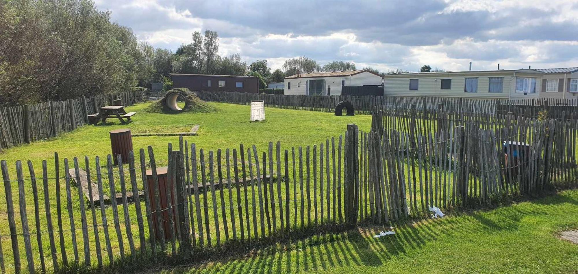Mobile Home Au Camping New Vennepark Harendijk الغرفة الصورة
